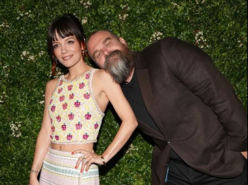 Lily Allen lë OnlyFans pas ndarjes nga David Harbour