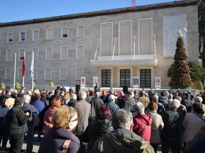 Lajmërohet protestë para Kryeministrisë: Pensionistët janë braktisur!