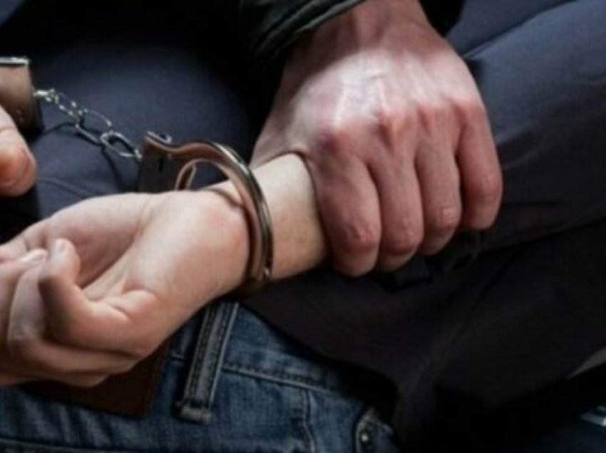 Gjakovë, arrestohet një i dyshuar për dhunë në familje