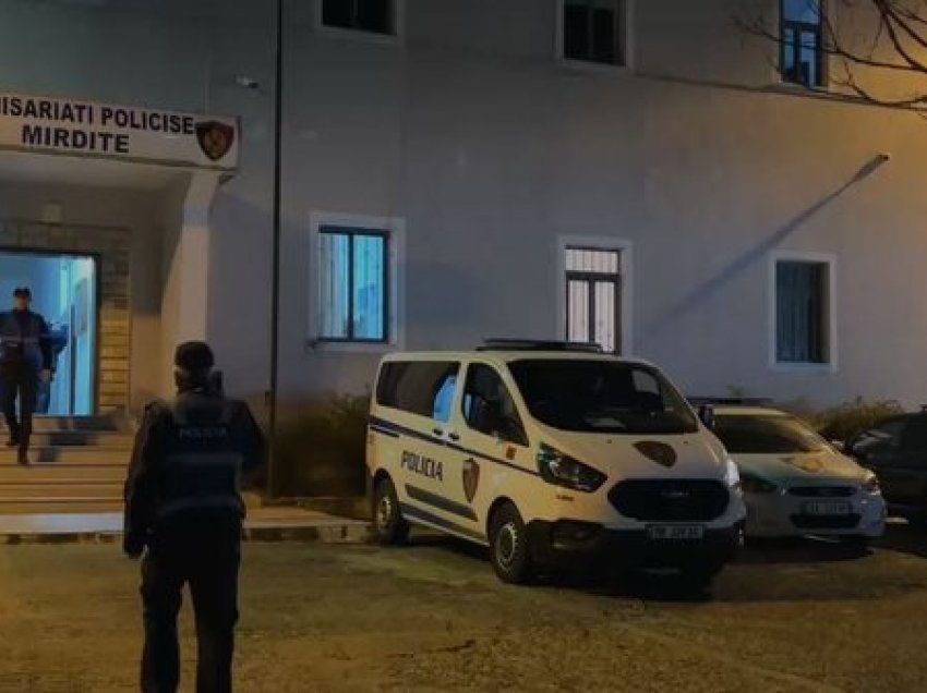 Vrasja në Vlorë/ Policia e Mirëditës ushtron kontrolle në Rrëshen, një i shoqëruar