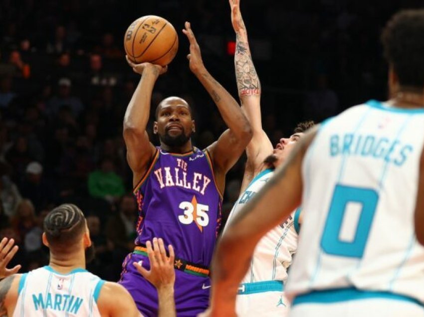 Booker dhe Durant shkëlqejnë, Phoenix vazhdon me fitore