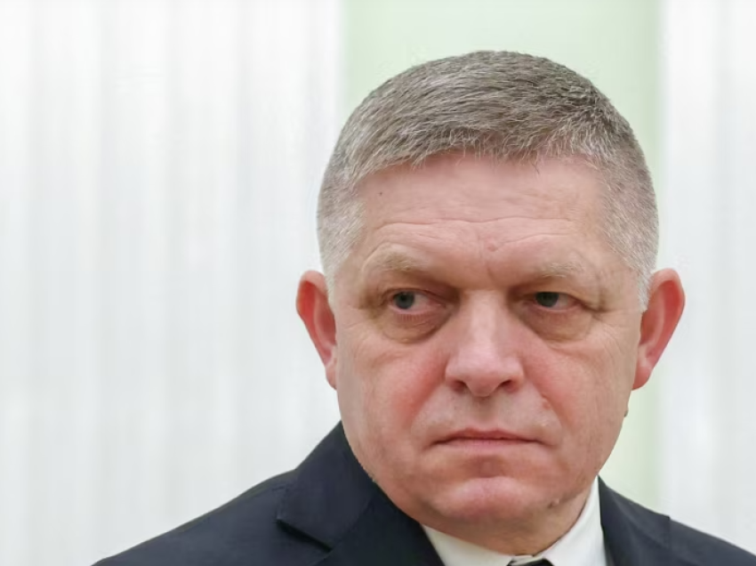 Fico e fton Zelenskyn për bisedime për transitin e gazit