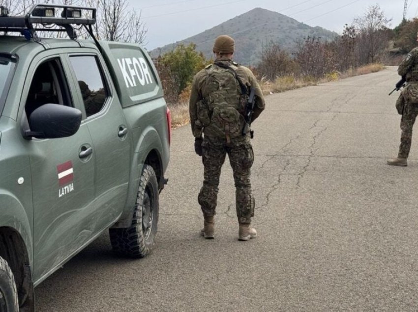 KFOR-i thotë se janë duke patrulluar me Policinë e Kosovës për të ruajtur infrastrukturën kritike në veri