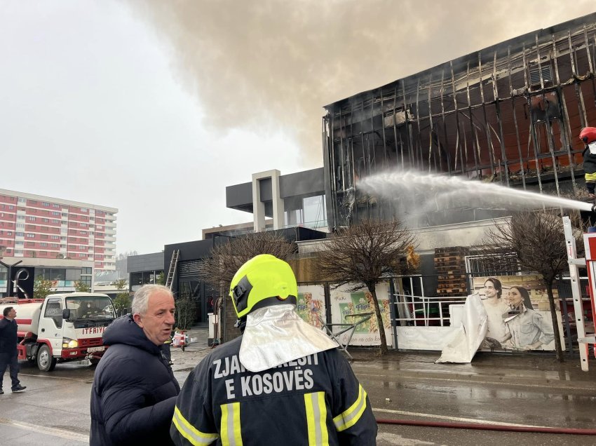 Muharremaj shpreh keqardhje për dëmet e shkaktuara nga zjarri në Suharekë