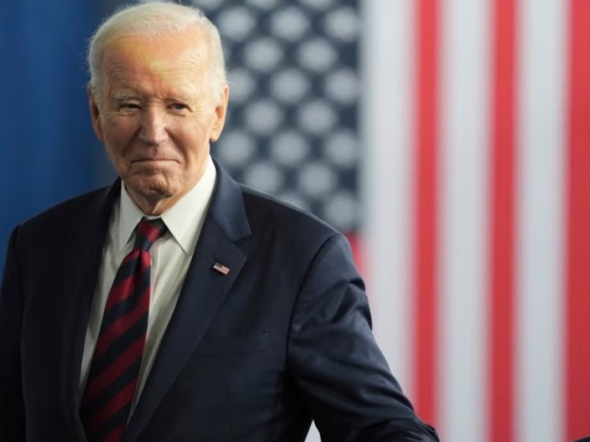 Biden i fal Faucin dhe Milleyn pak orë para se Trump ta marrë detyrën