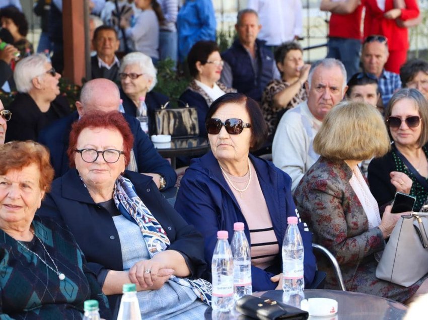  Reforma/ Përshpejtohet barazimi i moshës së daljes në pension për burrat dhe gratë!