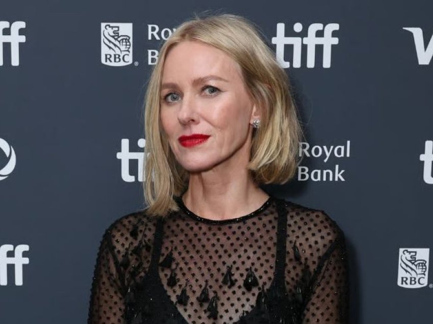 Naomi Watts flet për mëmësinë: Kam shpenzuar shumë para