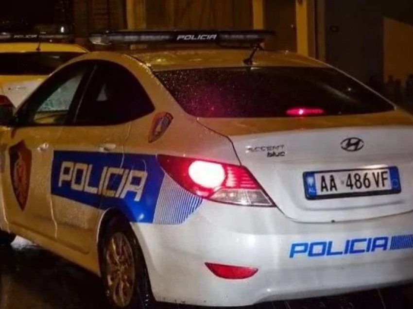 Plagosi me thikë 50 vjeçarin në Yzberisht, arrestohet autori