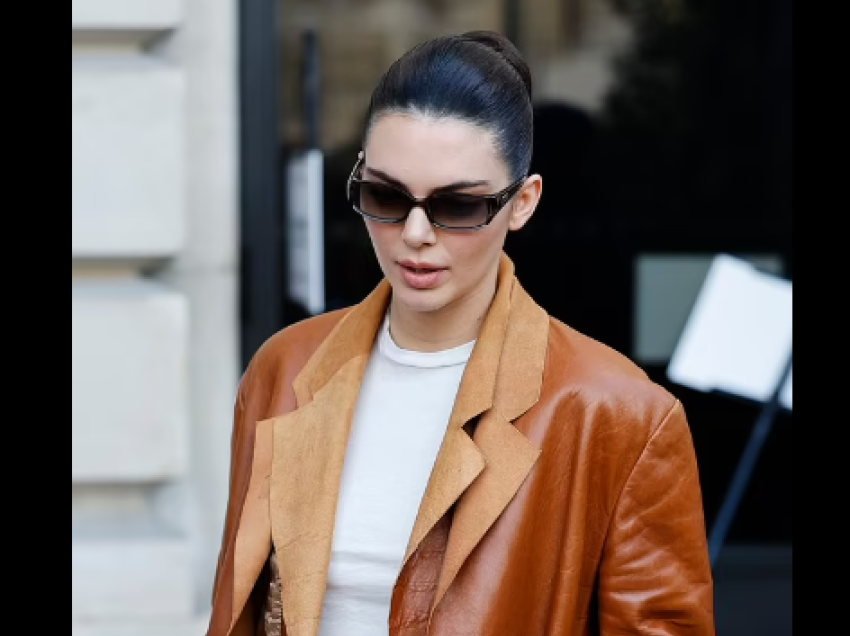 Kendall Jenner merr vëmendje me stilin e saj të pabesueshëm