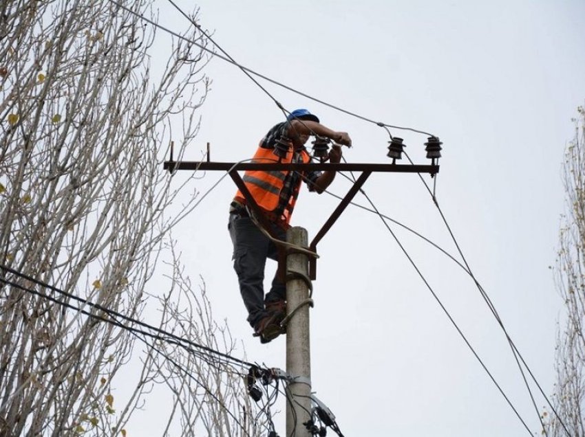 “Black out” në kryeqytet! Zonat që mbetën pa energji elektrike për më shumë se 30 minuta në Tiranë