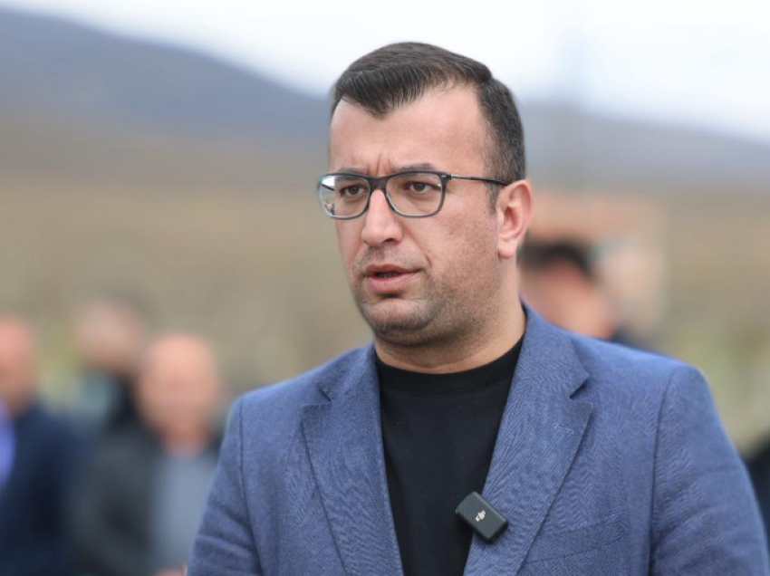 “Shaban Manaj është vrarë për çështje morale” – Ilir Ferati i reagon ashpër Shalës, fton organet e rendit të merren me rastin