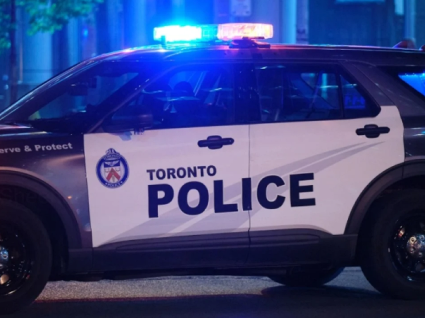 Të shtëna me armë në Toronto, 12 të plagosur, autori ende në arrati