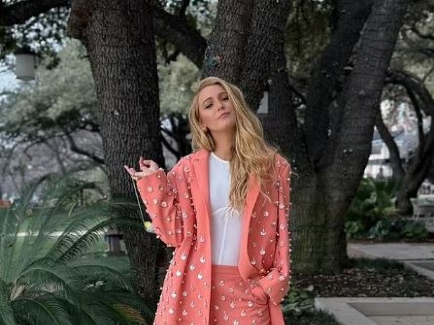 Blake Lively ndjen ‘dashurinë’ gjatë premierës së Another Simple Favor në SXSW, pavarësisht polemikave